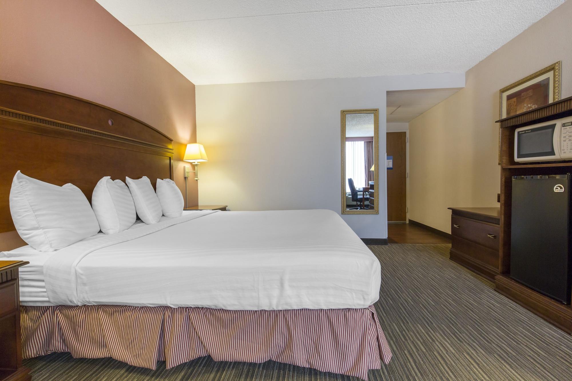 Greenstay Hotel & Suites Central 斯普林菲尔德 外观 照片